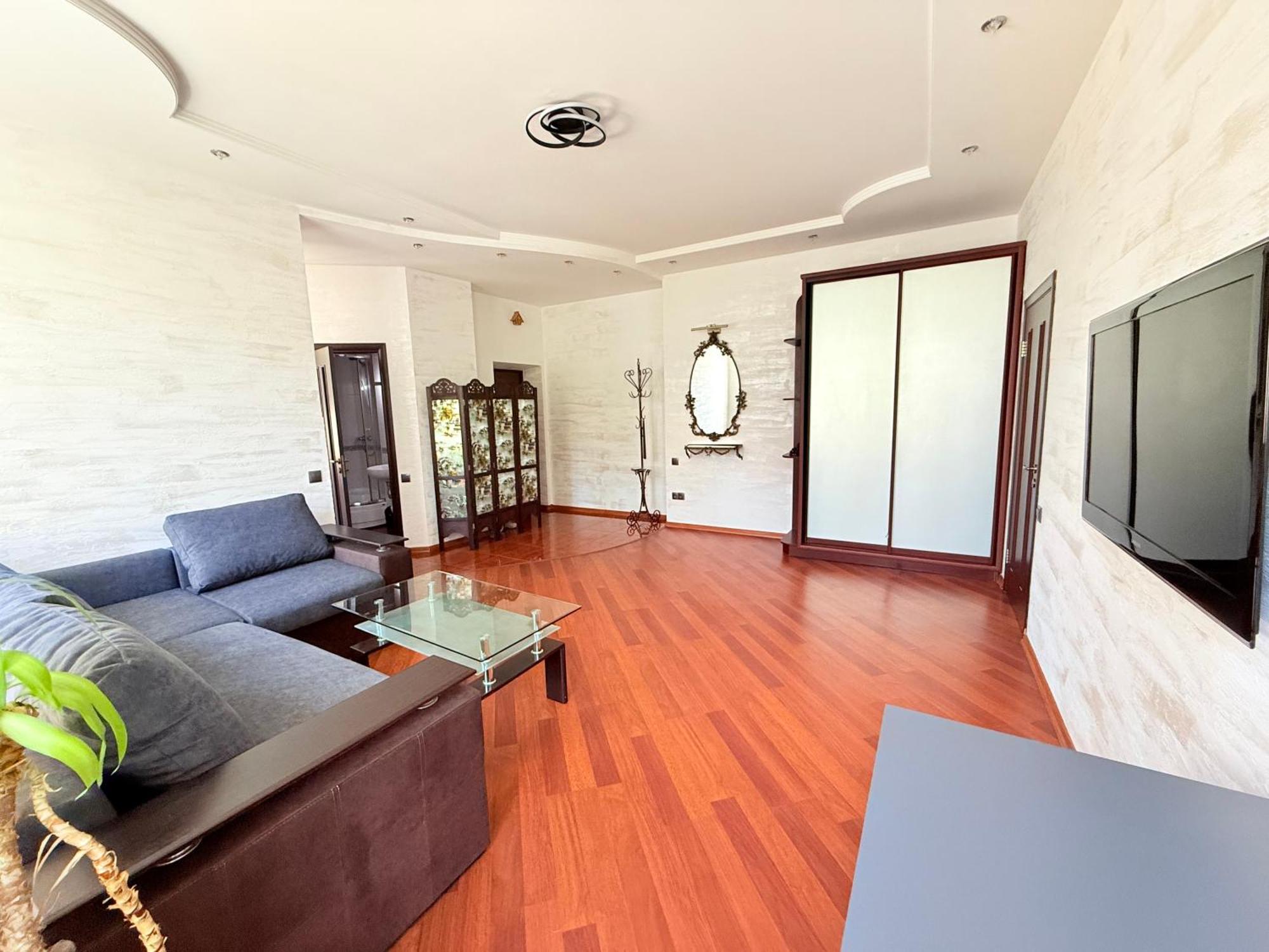 Светлая Квартира Apartment Odessa Exterior photo